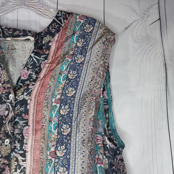 Soft Surroundings 100% Silk Floral Sleeveless Button-Up Blouse - Picture 2 of 9